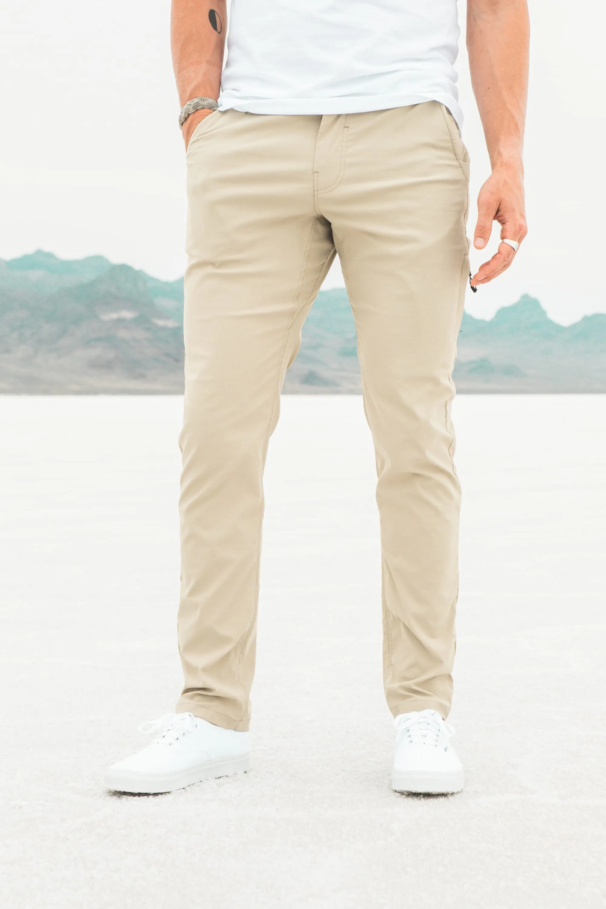 686 Men's Everywhere Featherlight Chino Pant - Slim Fit