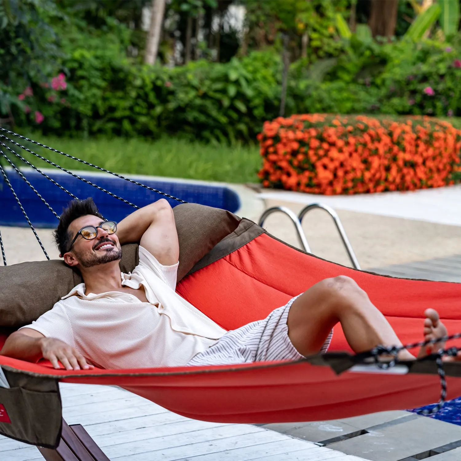 Double Hammock with Curved Spreader Bar