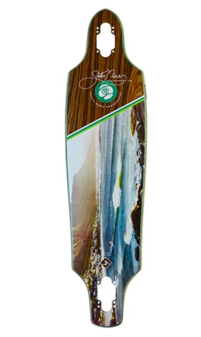 Sector 9 Cape Roundhouse Deck