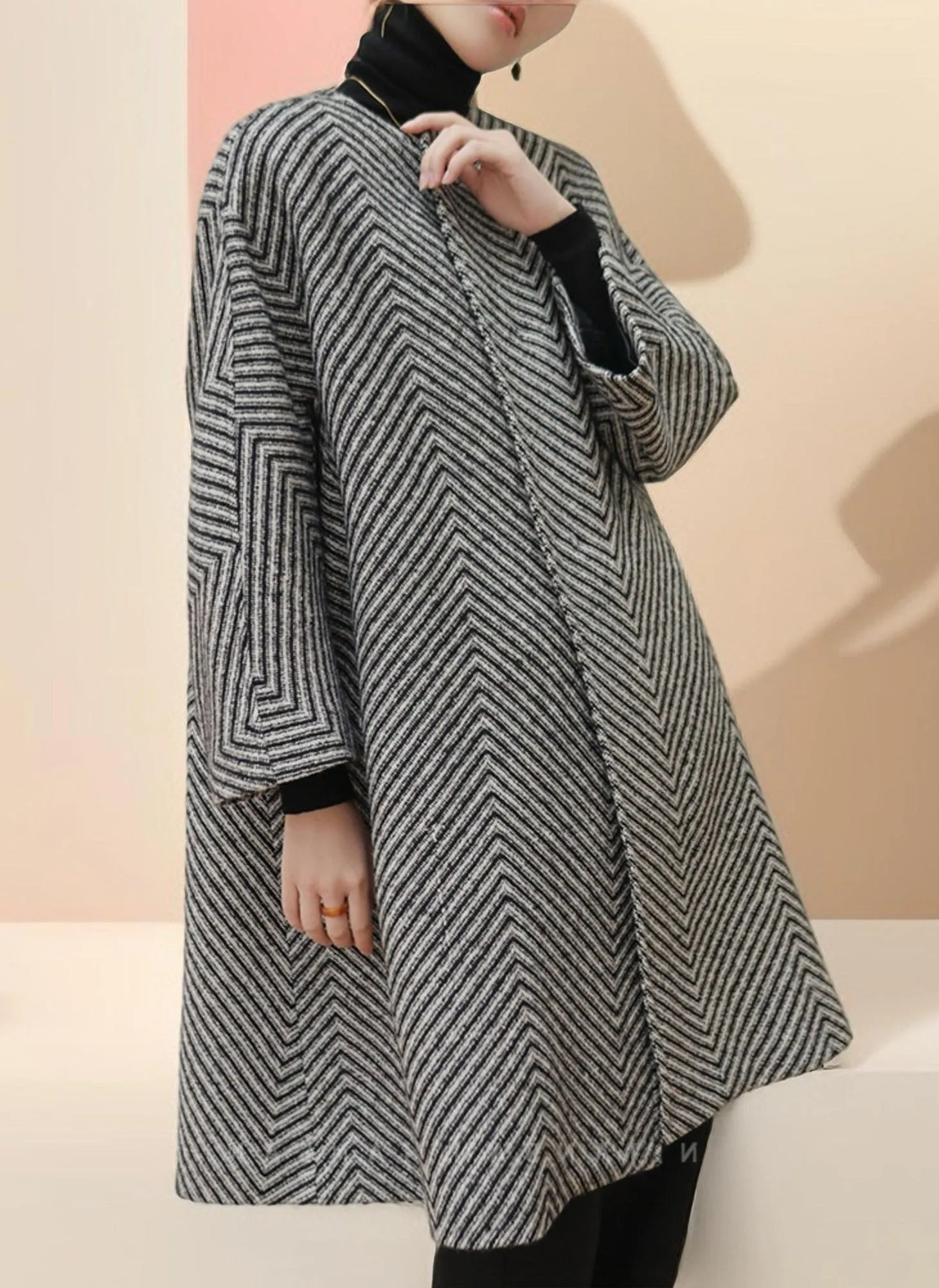 Women's Black and White Zig Zag  Wool Coat